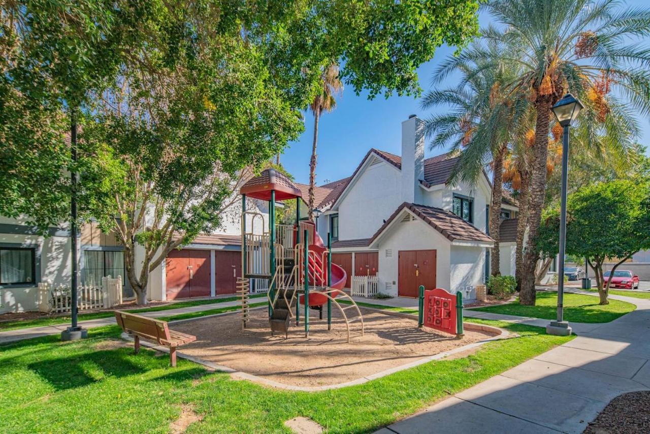 Metro Phoenix Loft Sleeps 6 Exterior photo